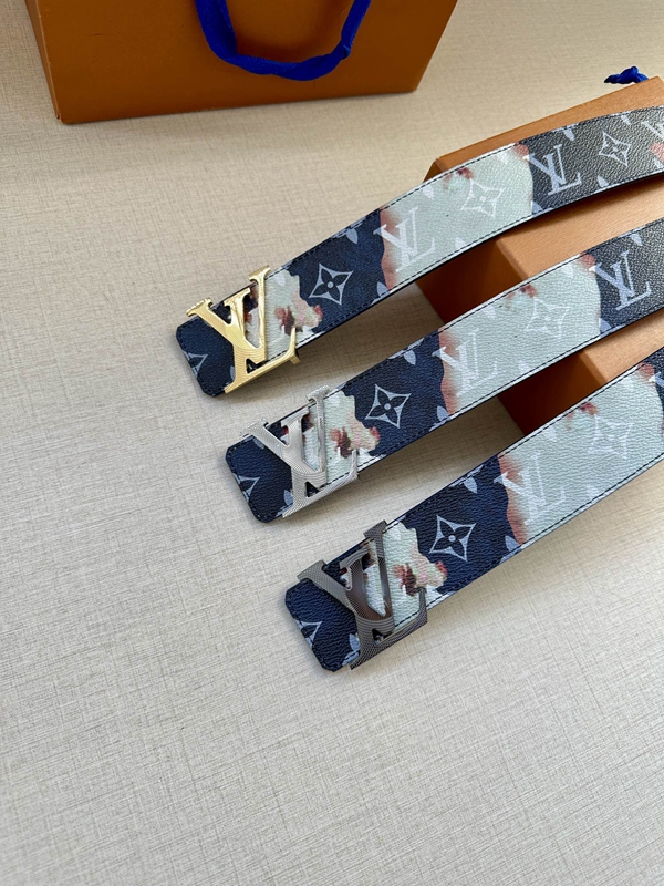 激安ルイヴィトンベルト着用イメージ